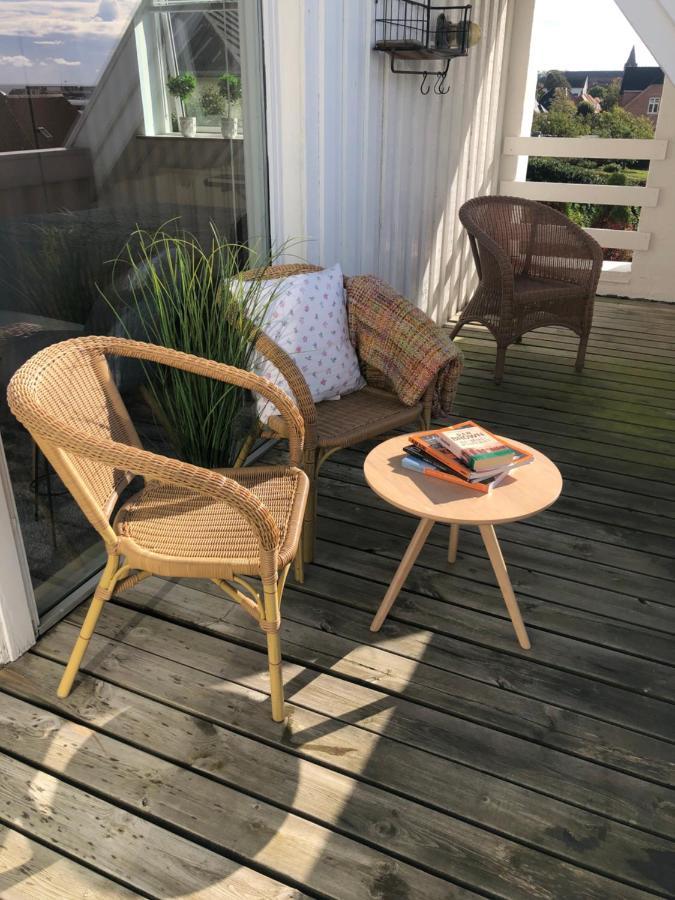 Ferienwohnung Dejligt Vaerelse Med Eget Bad Og Havudsigt Assens Exterior foto